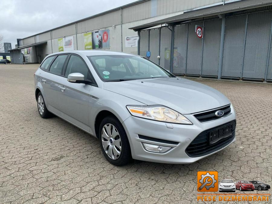 Lampi spate ford mondeo 2012