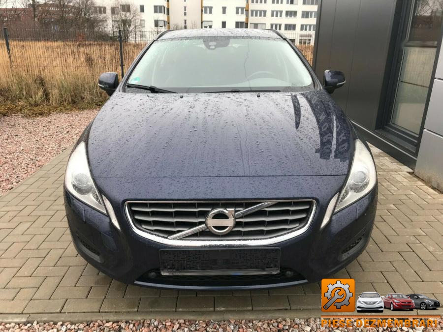 Lampi spate volvo v60 2013