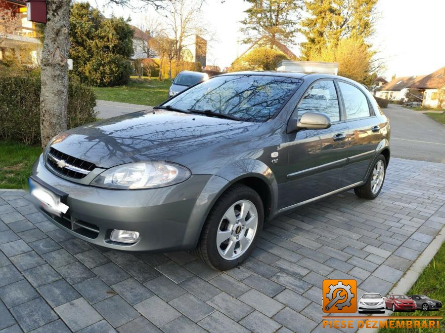 Luneta chevrolet lacetti 2004