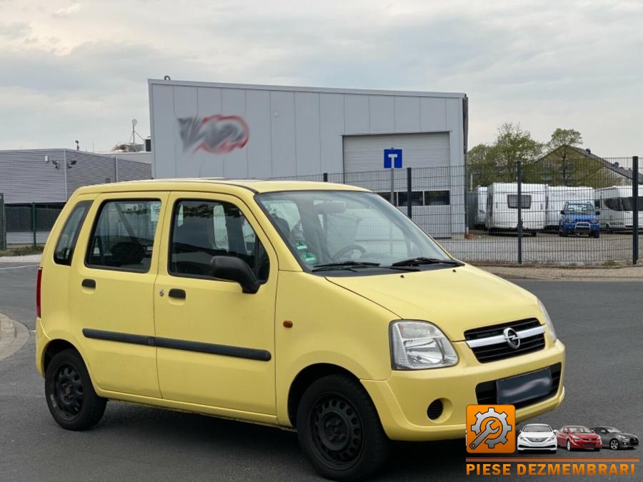 Luneta opel agila a 2004