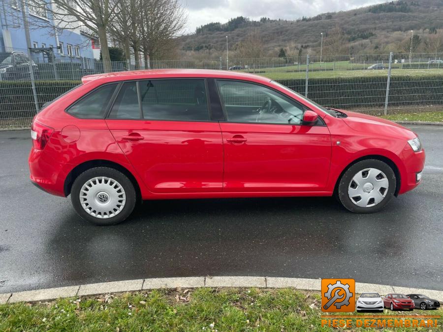 Plafon caroserie skoda rapid 2015