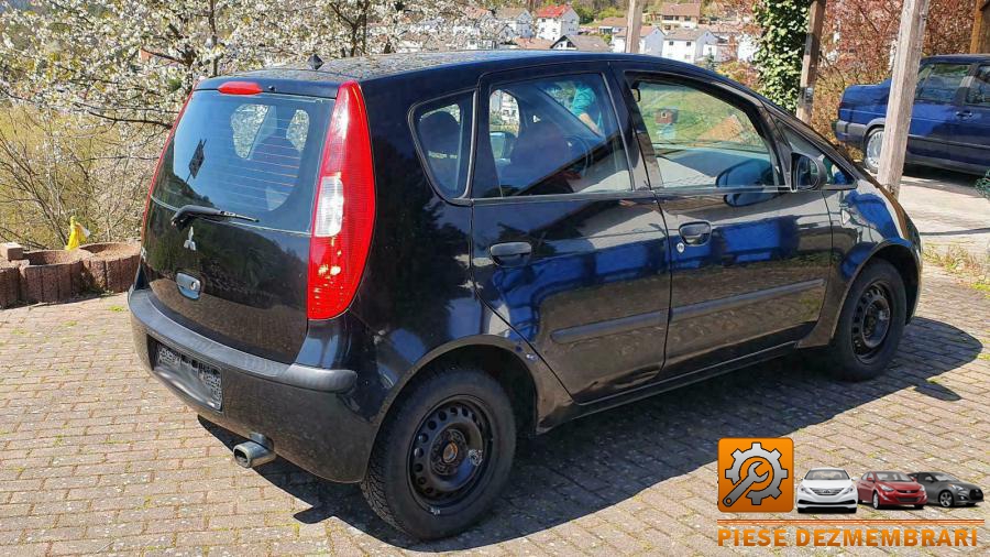 Proie ceata mitsubishi colt 2010