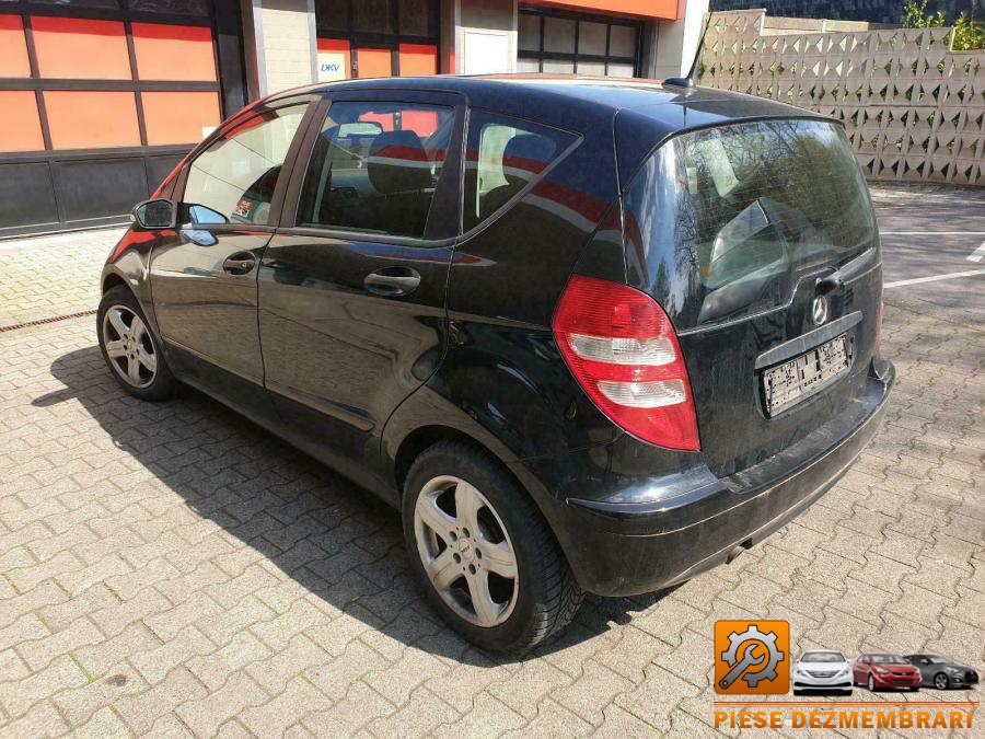 Proiectoare ceata mercedes a class 2009