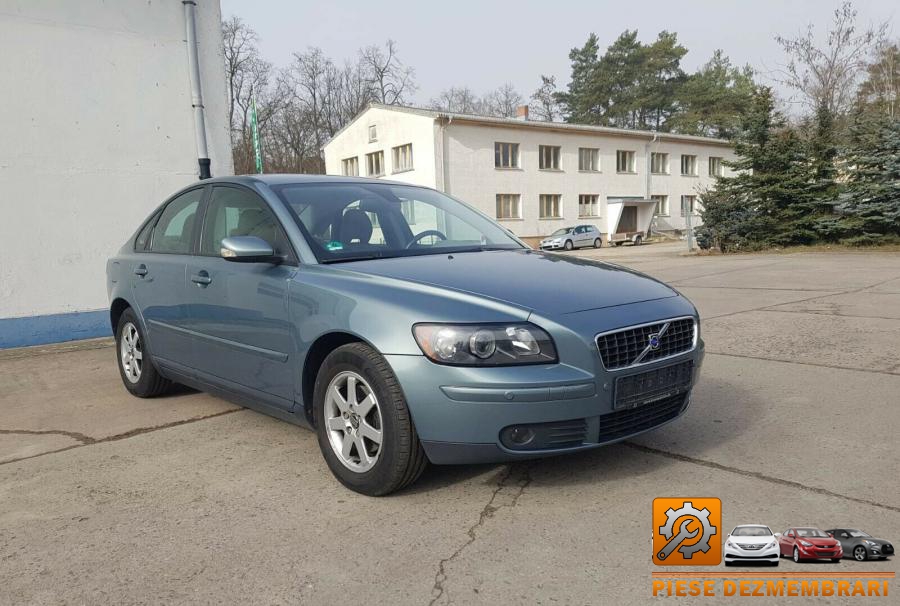 Proiectoare ceata volvo s40 2010