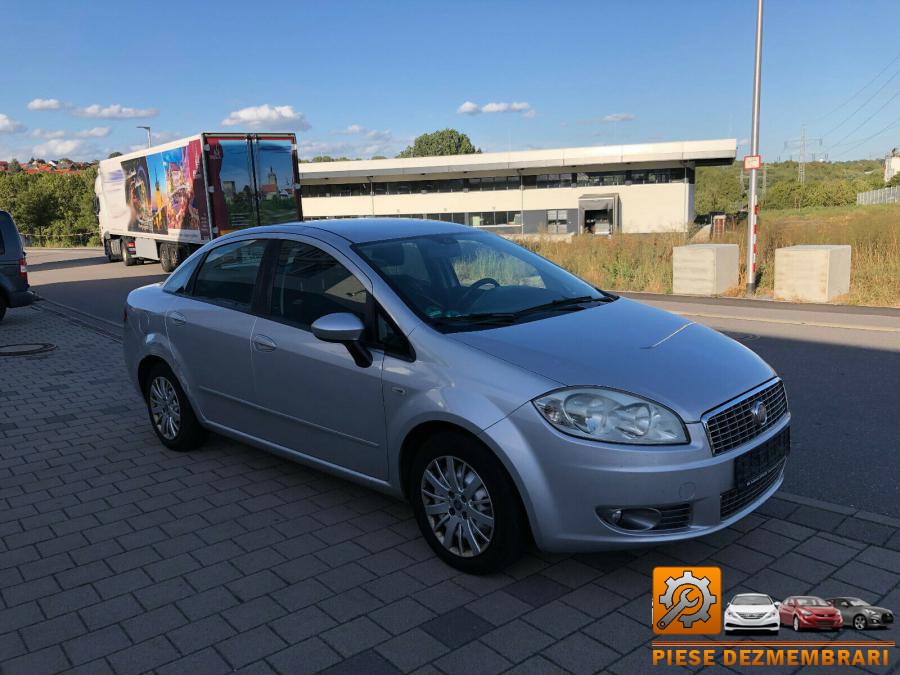 Punte spate fiat linea 2011