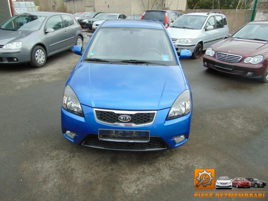 Rampa injectoare kia rio 2010