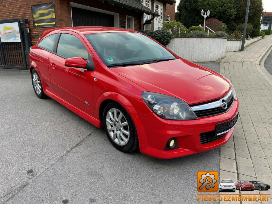 Rampa injectoare opel astra h 2006