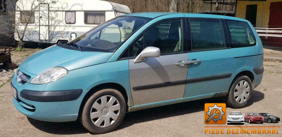 Semnalizari fata citroen c8 2009