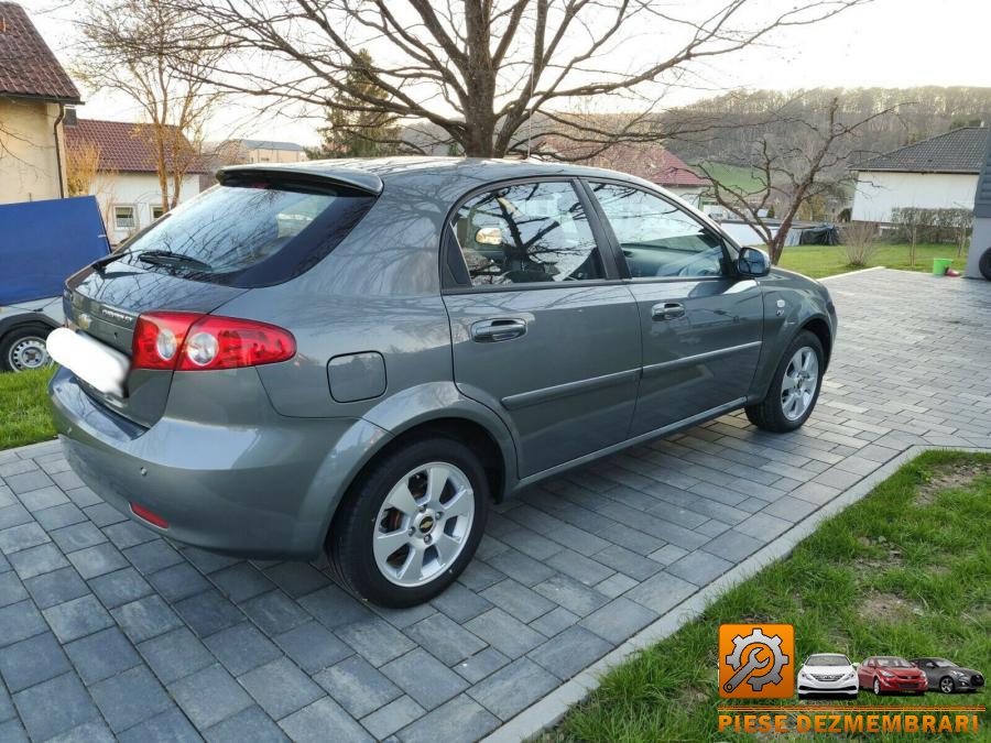 Stalp fata chevrolet lacetti 2004