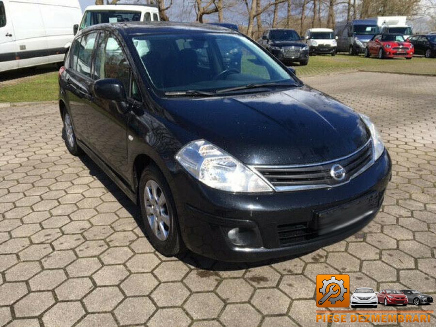 Termostat nissan tiida 2011