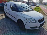 Baie ulei skoda roomster 2011