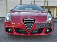 Faruri alfa romeo giulietta 2010