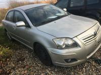 Luneta toyota avensis 2005