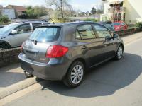 Pompa de apa toyota auris 2010