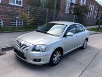 Pompa de apa toyota avensis 2005