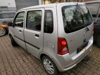 Praguri opel agila a 2004