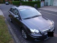 Punte spate toyota avensis 2005