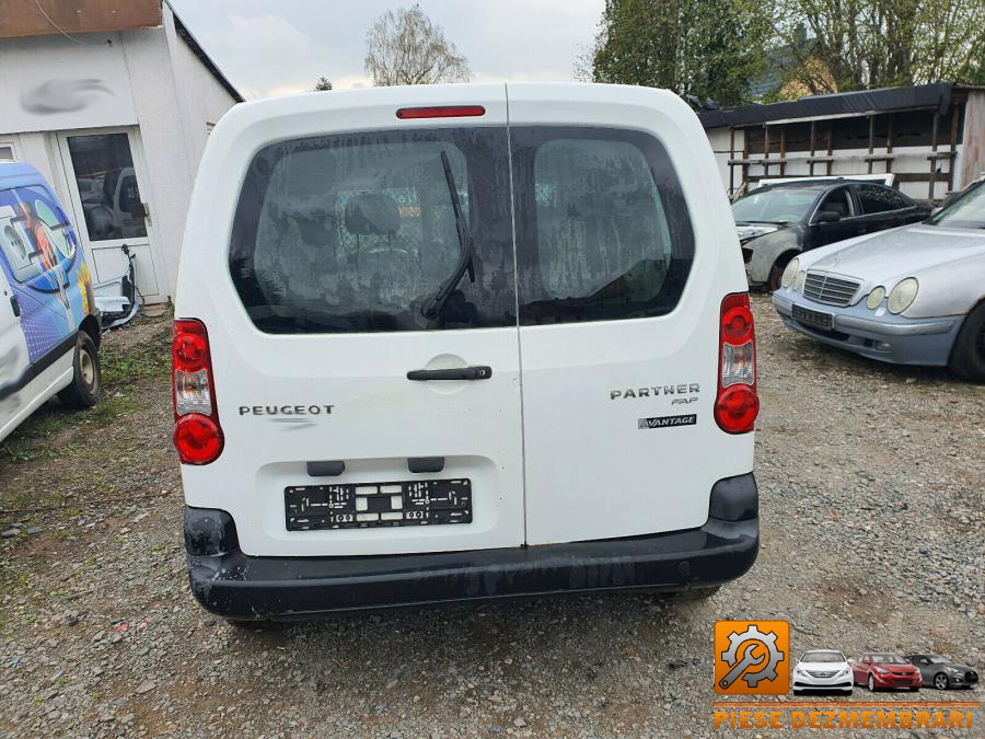 Traversa peugeot partner 2013